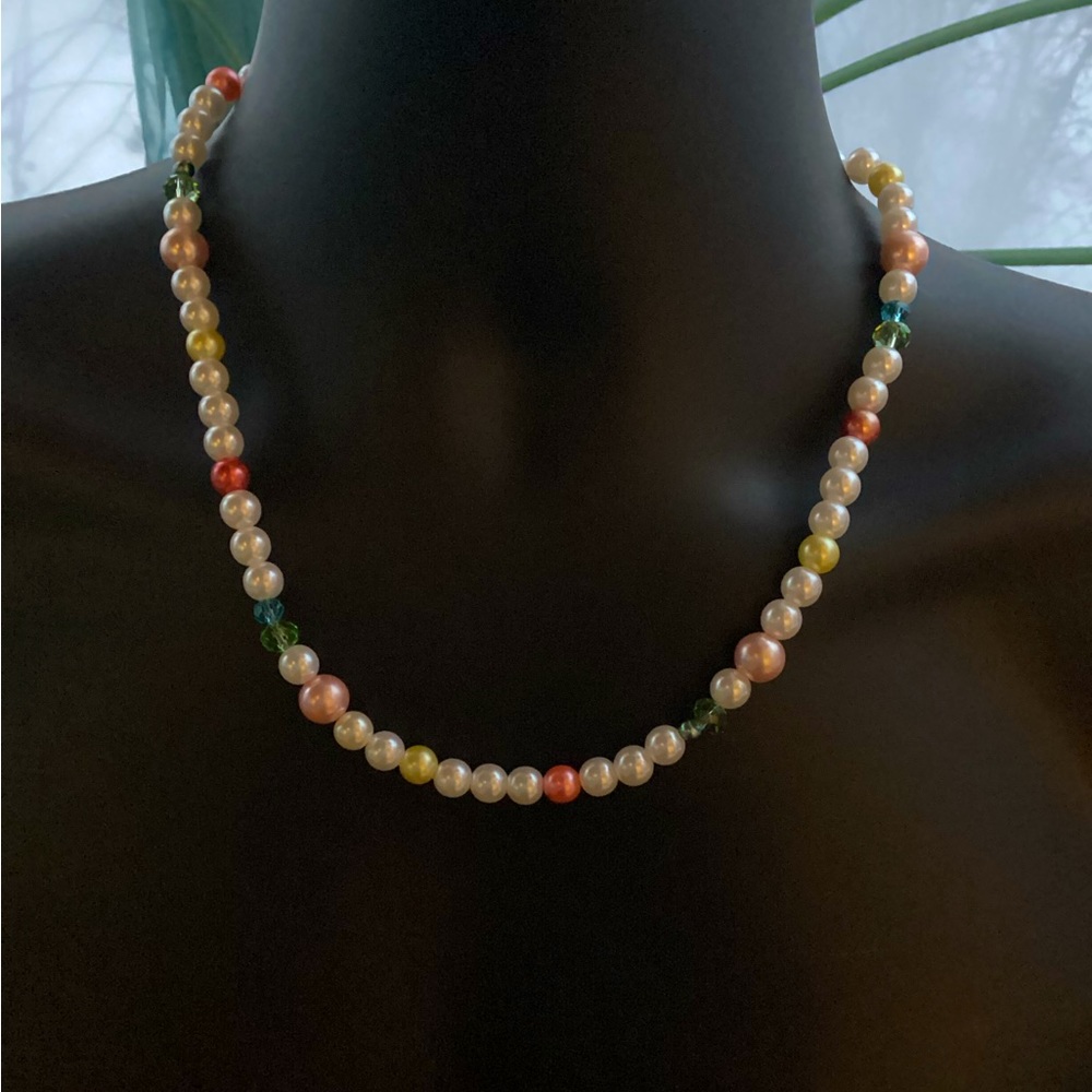 Men's Colored Pearl Necklace - Picture 3 of 4